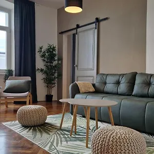 Citygem - Just Perfect For Two Apartment